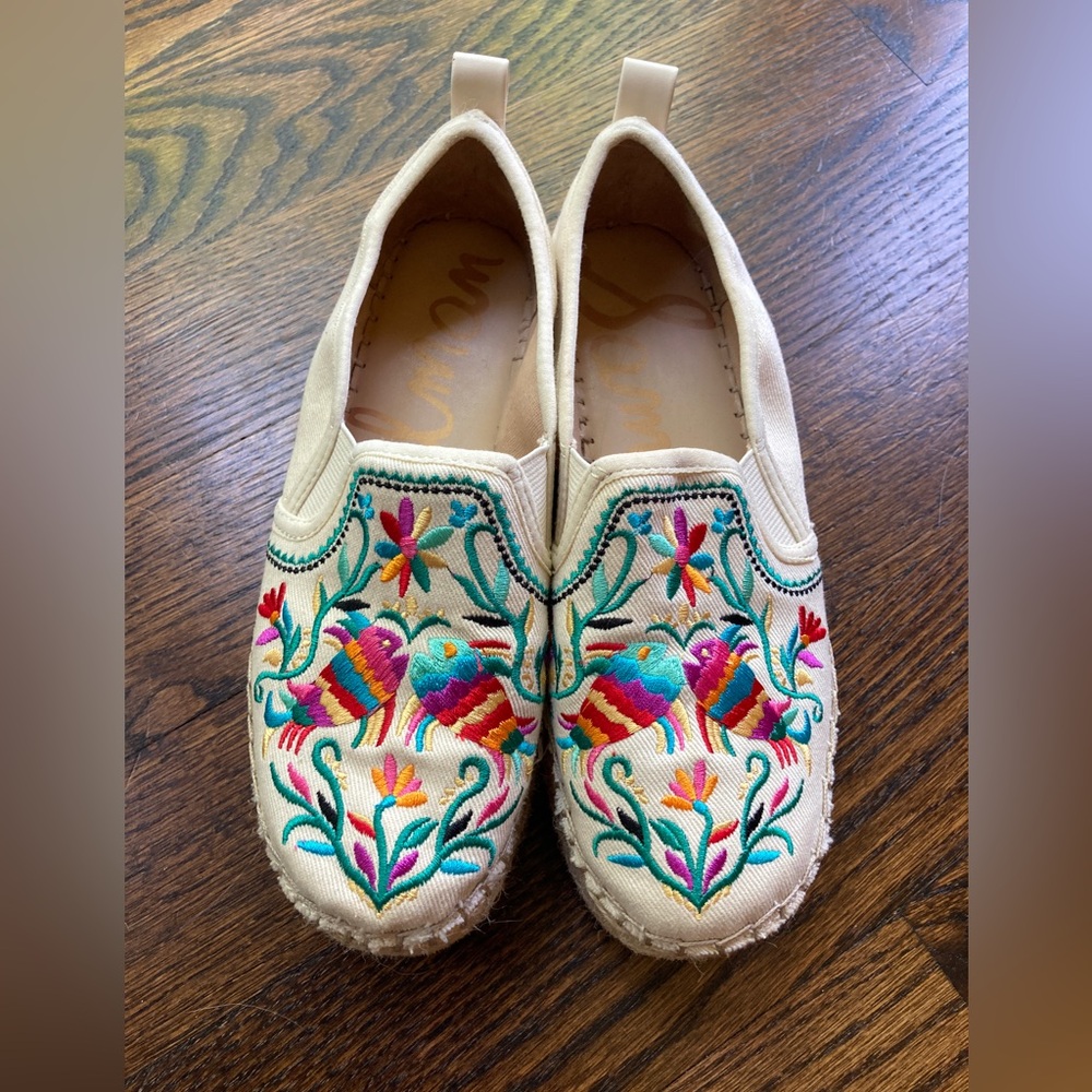 *SOLD* Sam Edelman Embroidered Carrin Espadrilles by Anthropologie